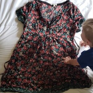 Rose patterned polyester dress